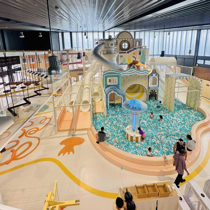淘气堡海洋球池.jpg